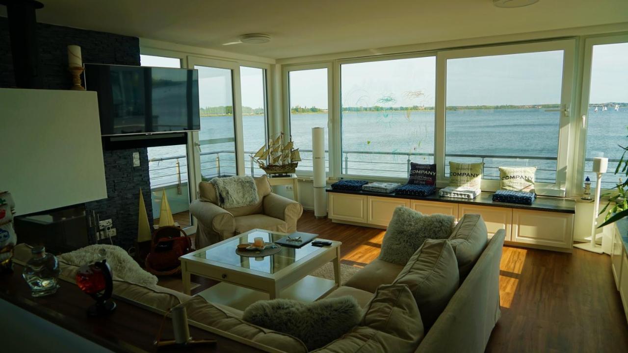 Schwimmendes Haus Robby II Villa Bitterfeld-Wolfen Ngoại thất bức ảnh